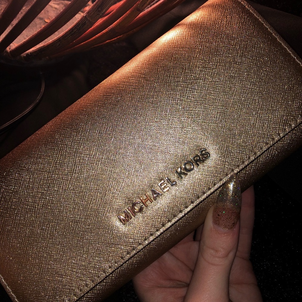 michael kors wallet
